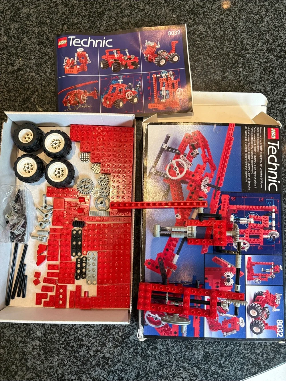 LEGO 8032 Technic Red and White Off-Road Buggy Set